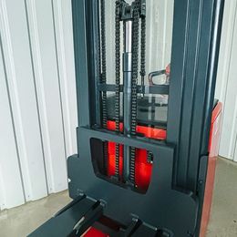 Linde L14 Hochhubwagen