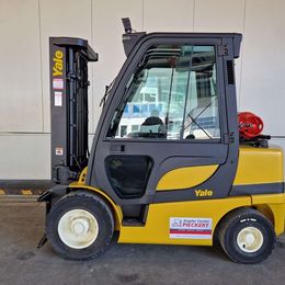 Yale GLP30VX Treibgasstapler
