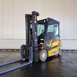 Yale ERP35VL 4-Rad Elektrostapler