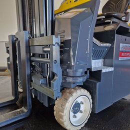 Vierwegestapler gebraucht: Combilift Vierwegestapler CBE3000 Combilift CBE3000 Vierwegestapler