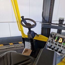 Vierwegestapler gebraucht: Combilift Vierwegestapler CBE3000 Combilift CBE3000 Vierwegestapler