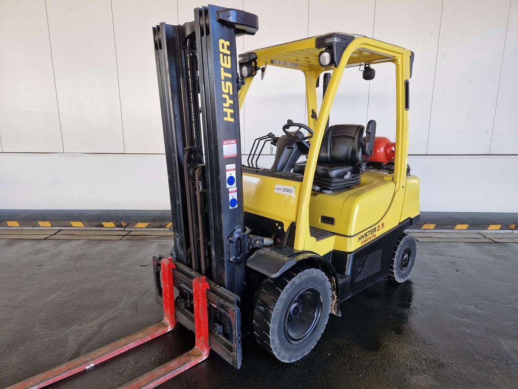 Frontstapler gebraucht: Hyster Treibgasstapler H2.5FT Hyster H2.5FT Treibgasstapler