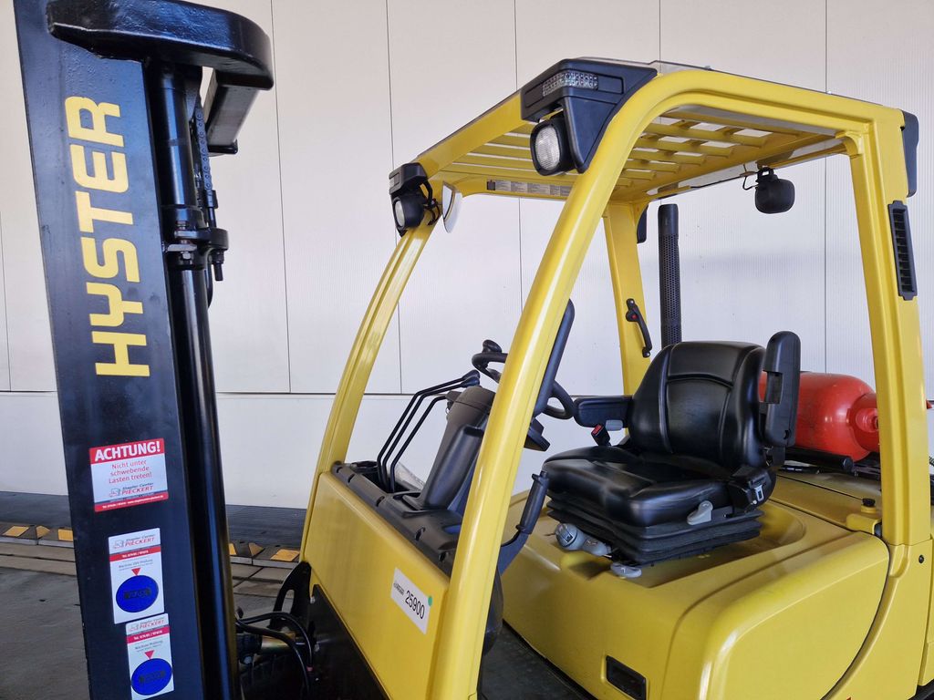 Frontstapler gebraucht: Hyster Treibgasstapler H2.5FT Hyster H2.5FT Treibgasstapler