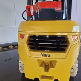 Yale GLP35UX Treibgasstapler